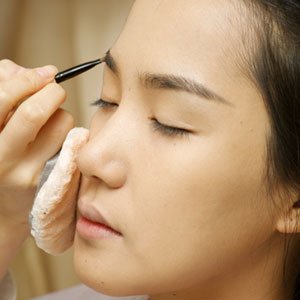 How to Color Eyebrows and Choose Brow Colors, Tips, Secrets and Advice