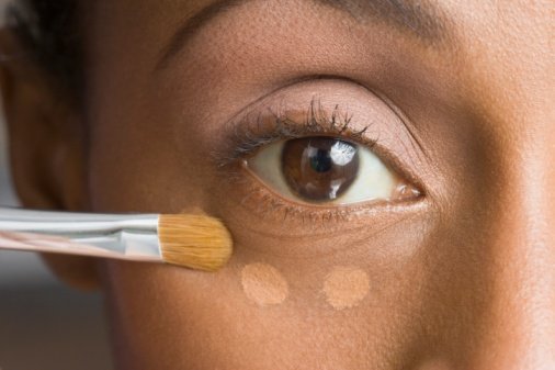 Under Eye Concealer – How to Apply and the Best Under Eye Concealer